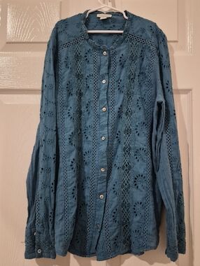 Sundance | small | Eyelet Vivid Blue women's button-down shirt